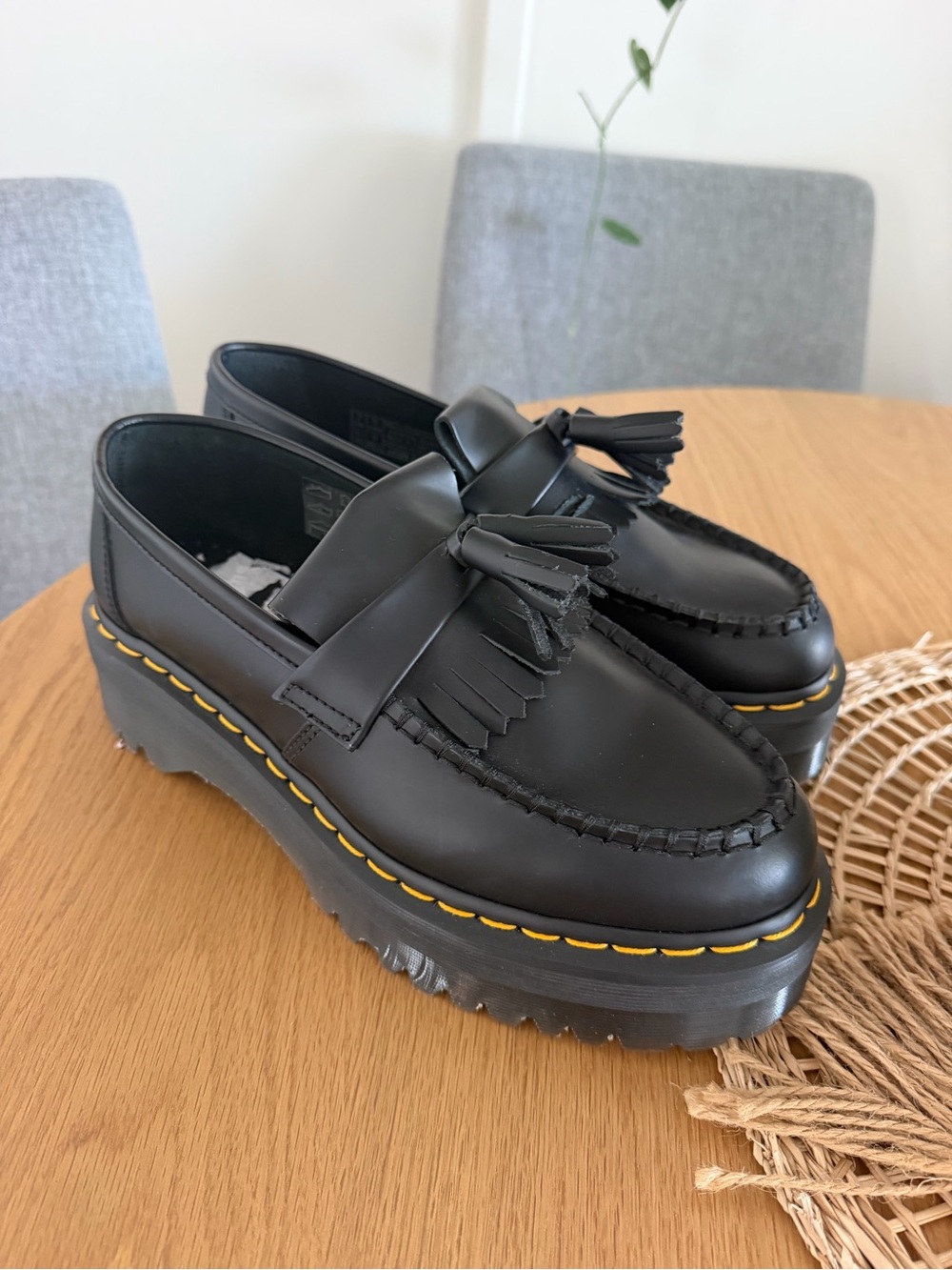 Dr. Martens Adrian Quad Smooth Leather Tassel Loafers Shoes Women’s Size 9 Men 8